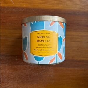 Bath & Body Works Spring Daylily candle